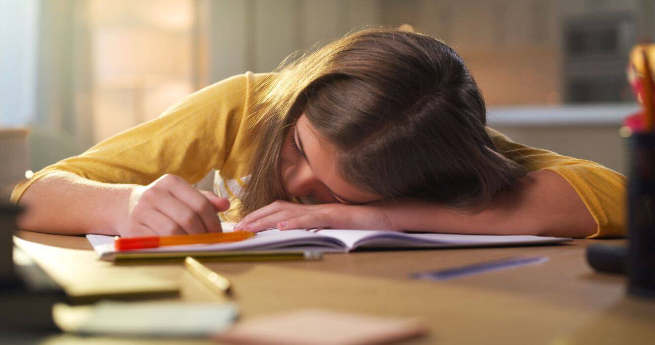 Kid-Sleeping-Homework-r