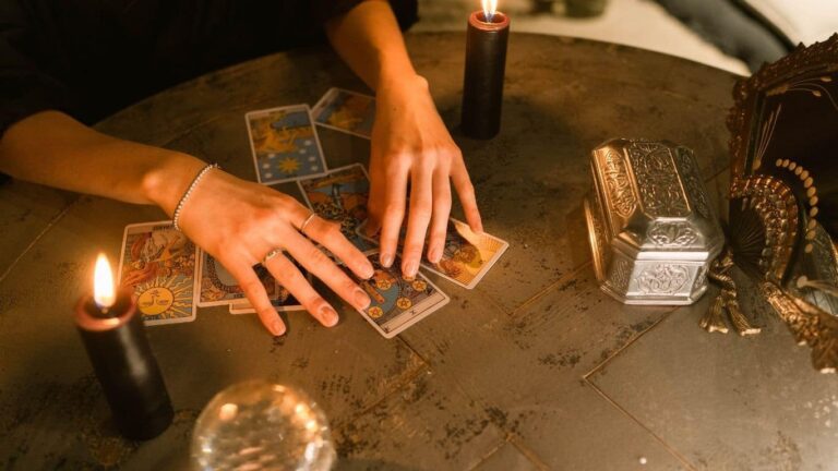 yes-no-tarot-reading-cards-768x432